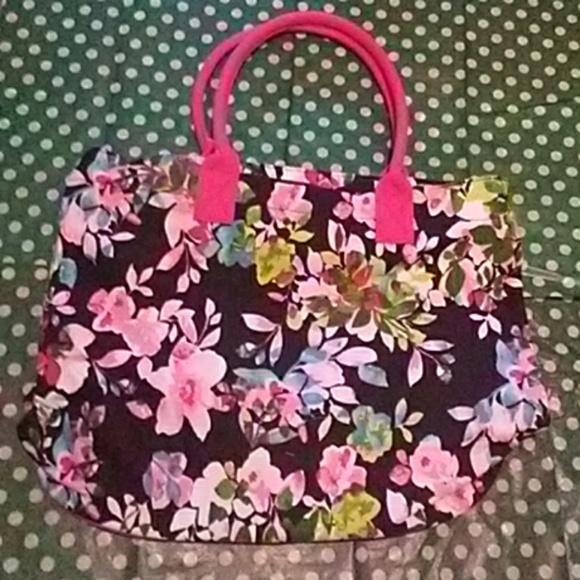Avon Handbags - Avon full bloom canvas tote bag Avon Handbags - Avon full bloom canvas tote bag